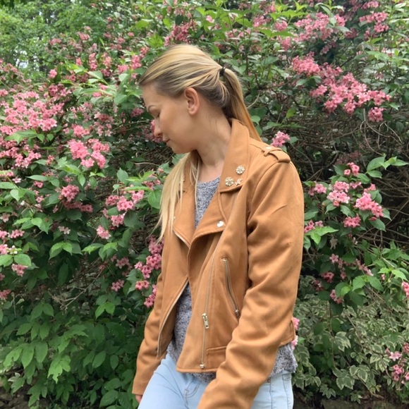 Forever 21 light jacket MEDIUM - Picture 6 of 9